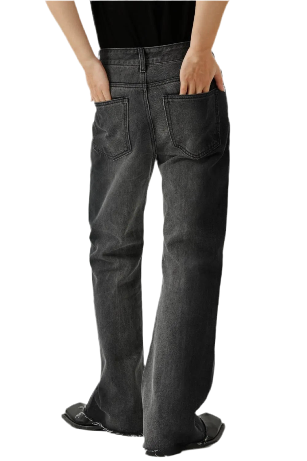 Frayed Hem Jeans with Pockets